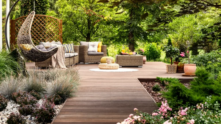 Backyard Patio Landscaping Ideas and Designs for a Stylish Outdoor Space